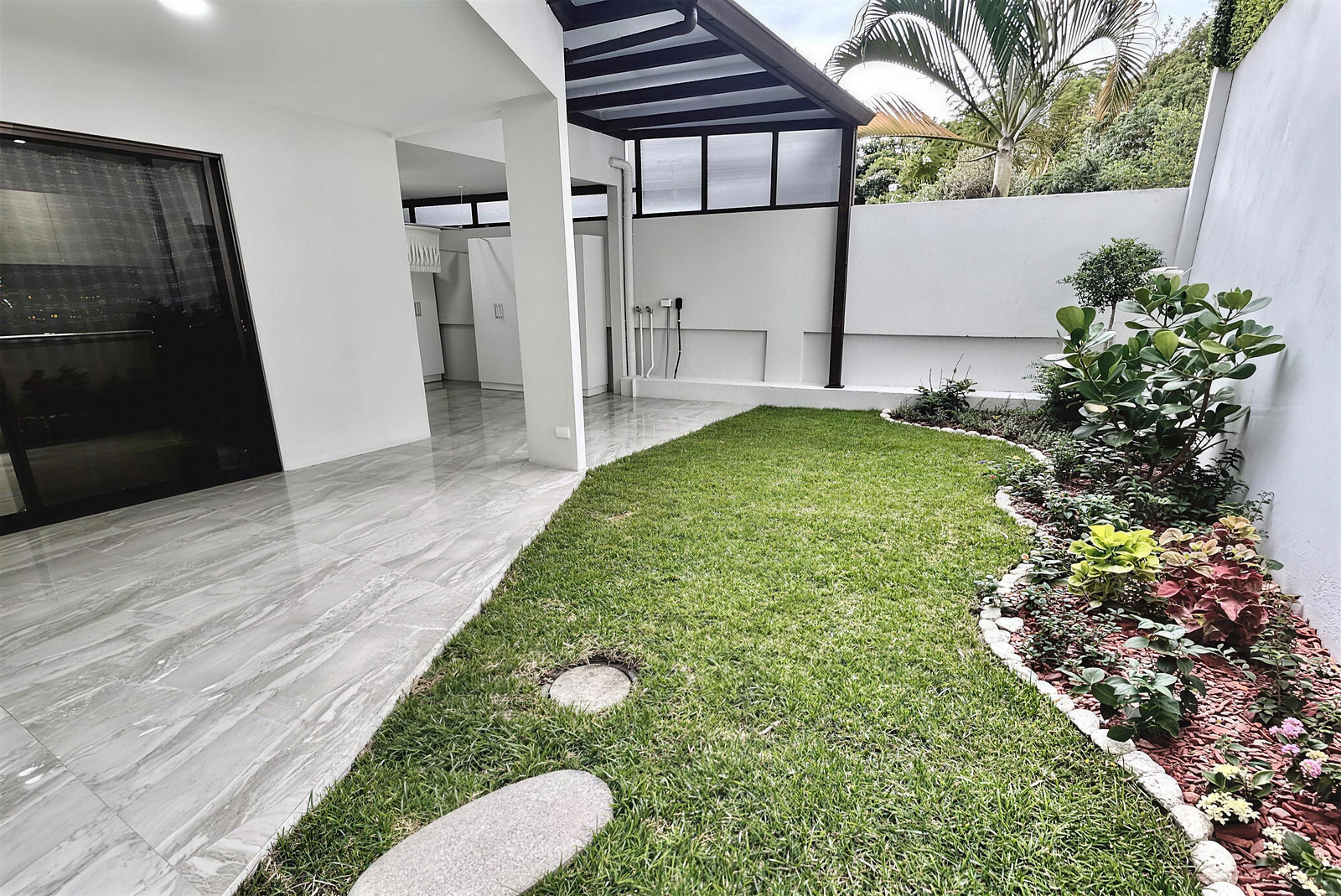 Casa Independiente de Un Solo Piso en Escazú en San Rafael, Escazú, Costa Rica